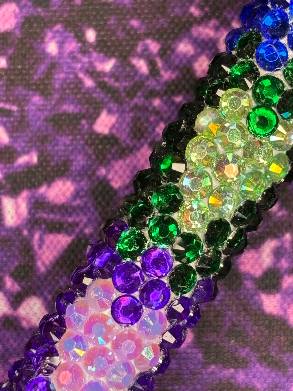 Color Block Hearts Pen