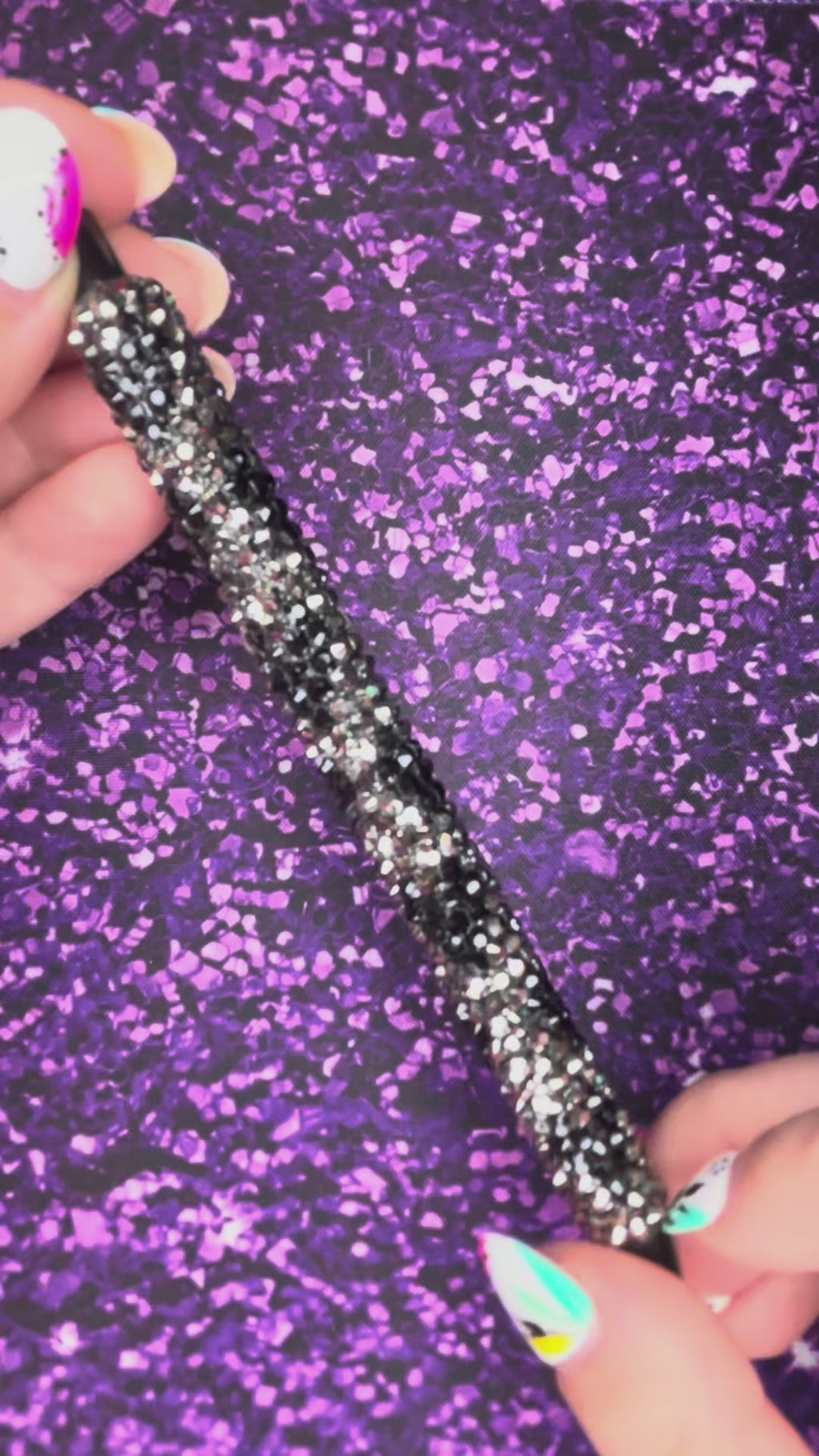 Black Hearts Pen